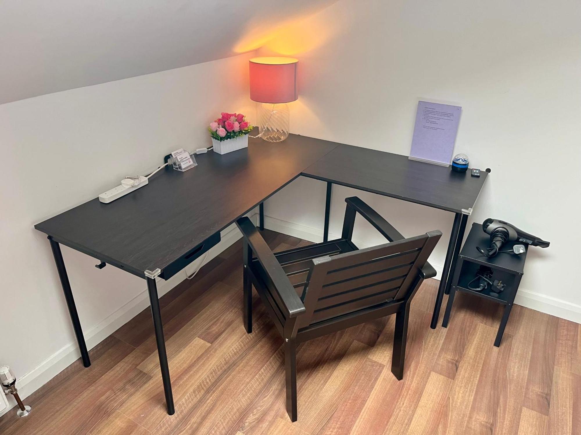 Entire Pinkapt - Free Parking - Up To 4 Guests - 3 Beds - Close To City Centre Belfast Buitenkant foto